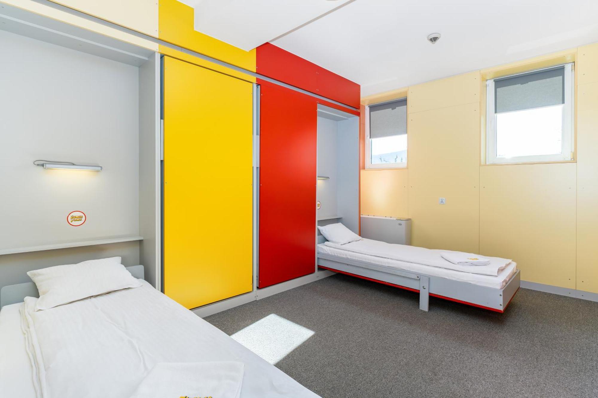 Elemels Planet Bed & Breakfast Ustroń Exterior foto