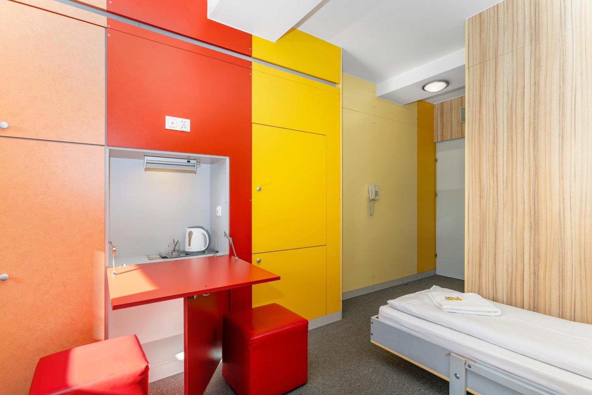 Elemels Planet Bed & Breakfast Ustroń Exterior foto