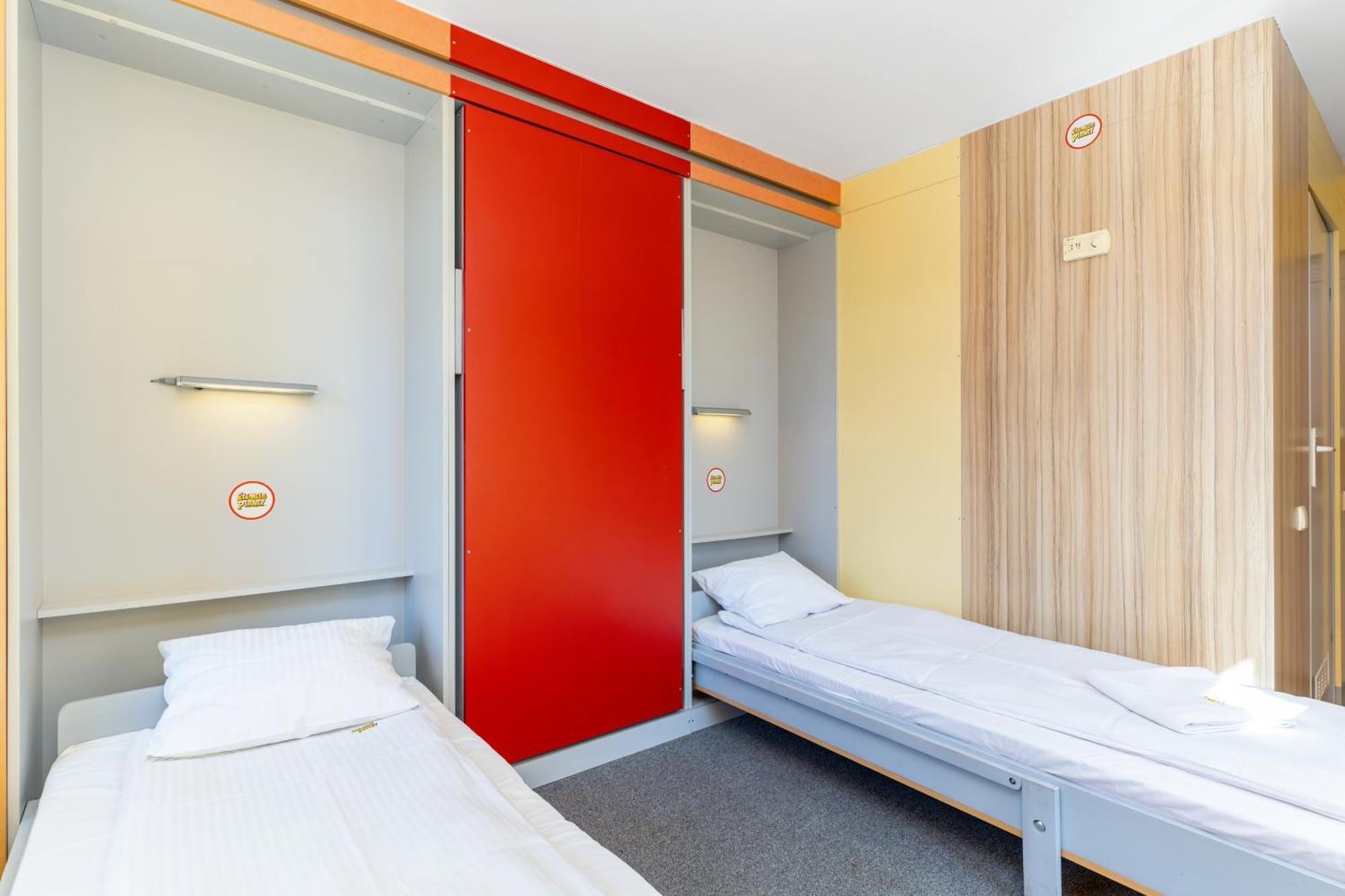 Elemels Planet Bed & Breakfast Ustroń Exterior foto