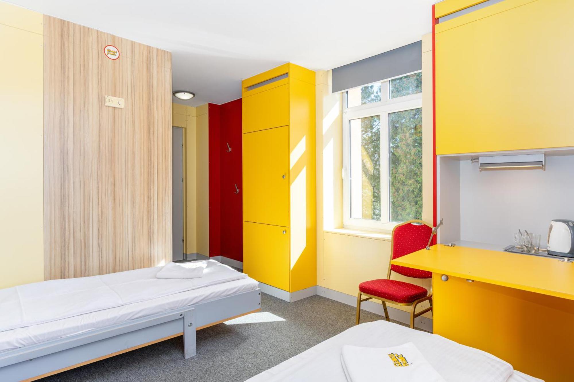 Elemels Planet Bed & Breakfast Ustroń Exterior foto